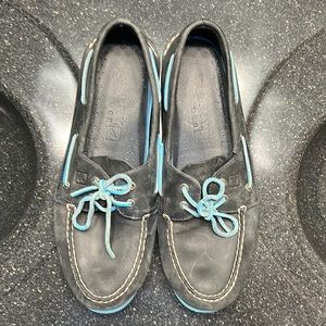 Sperry leather boat shoe